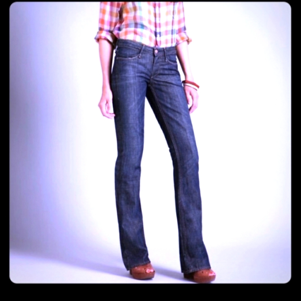 Ernest Sewn boot cut jeans size 29